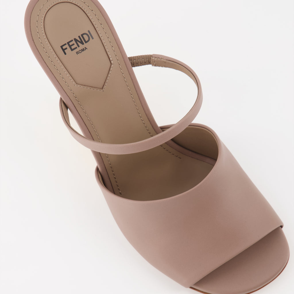 Chaussures ouvertes Sandali Fendi First Beige Fendi Beige Femme