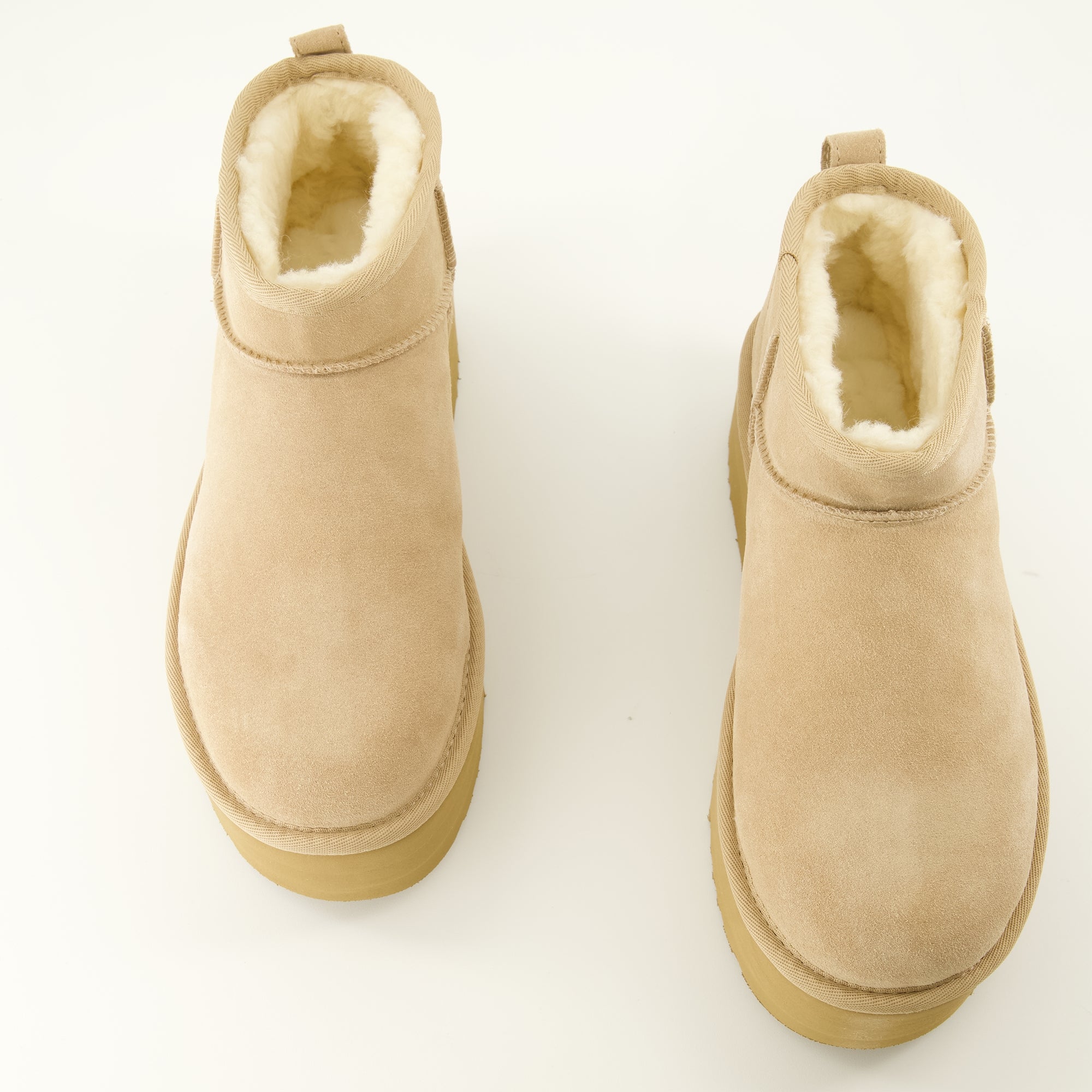 Bottines Klassische Ultra Mini Plattformstiefel Beige Ugg Beige Femme