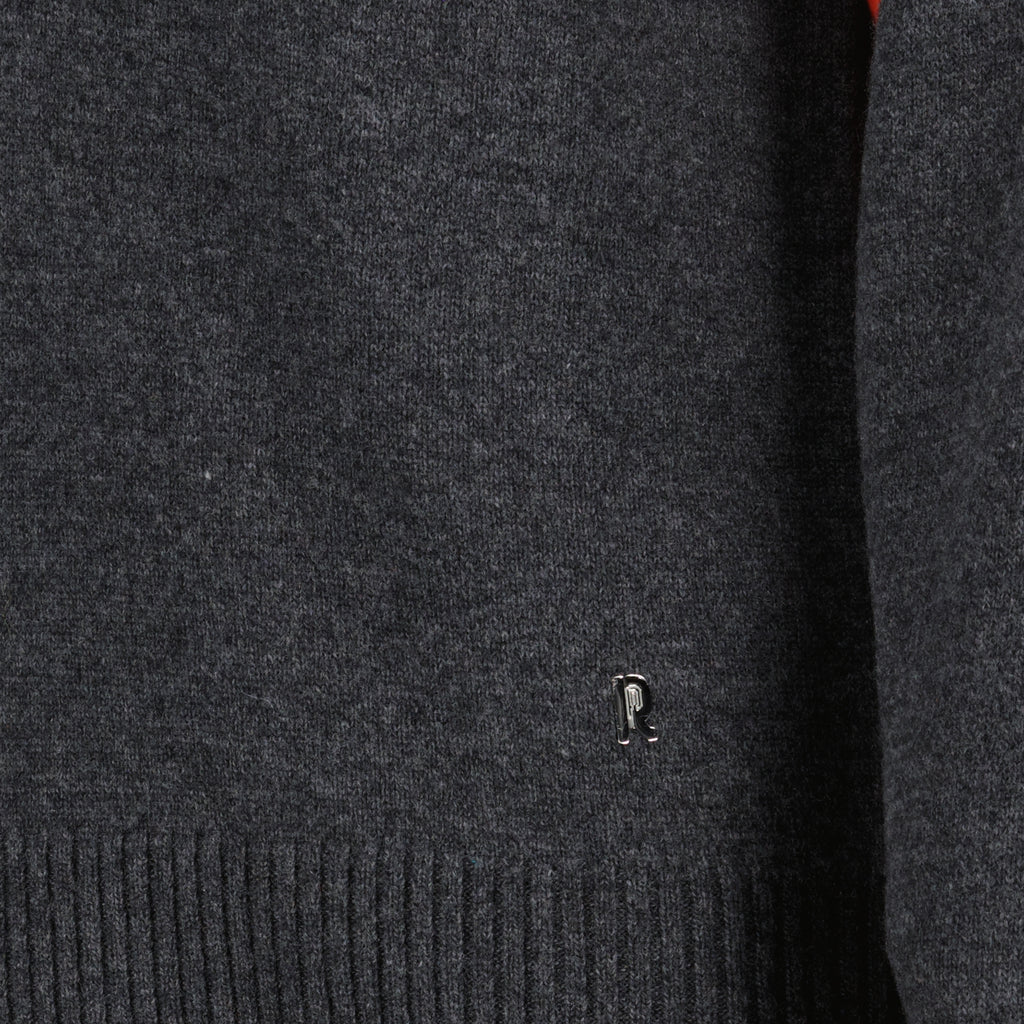 Bild des zweifarbigen Wollpullovers der Marke Rabanne für Frauen - Herbst-Winter 2025 - Detailansicht_2