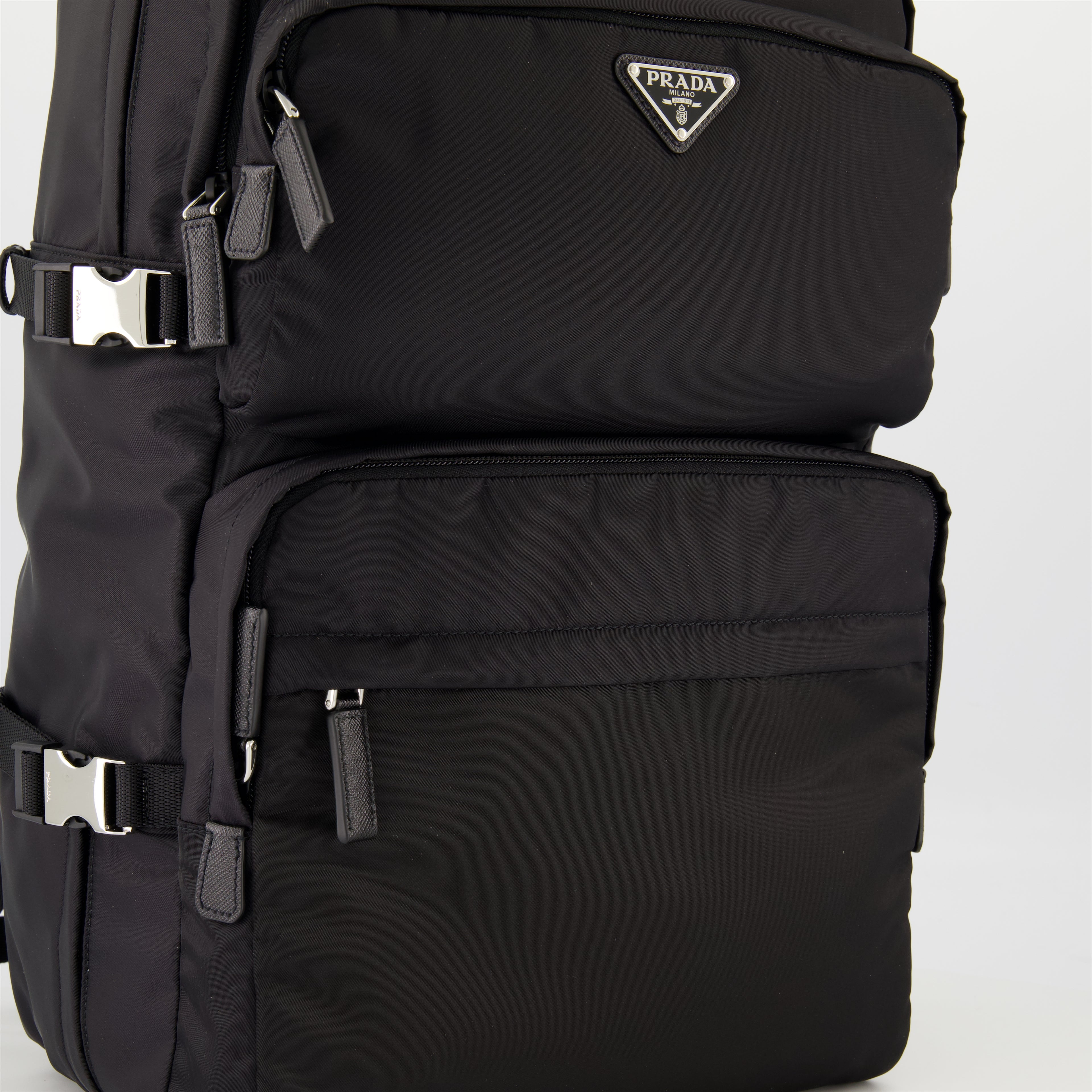 Sacs à dos Sac à dos en Re-Nylon noir Prada Noir Homme