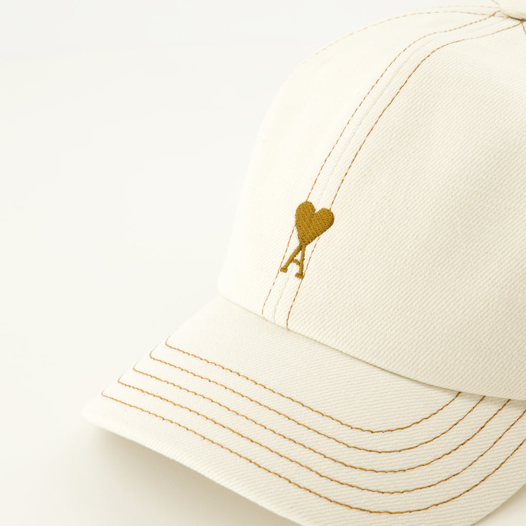 Chapeaux, casquettes et bonnets AMI Heart Beige Cap Ami PARIS Beige Unisexe