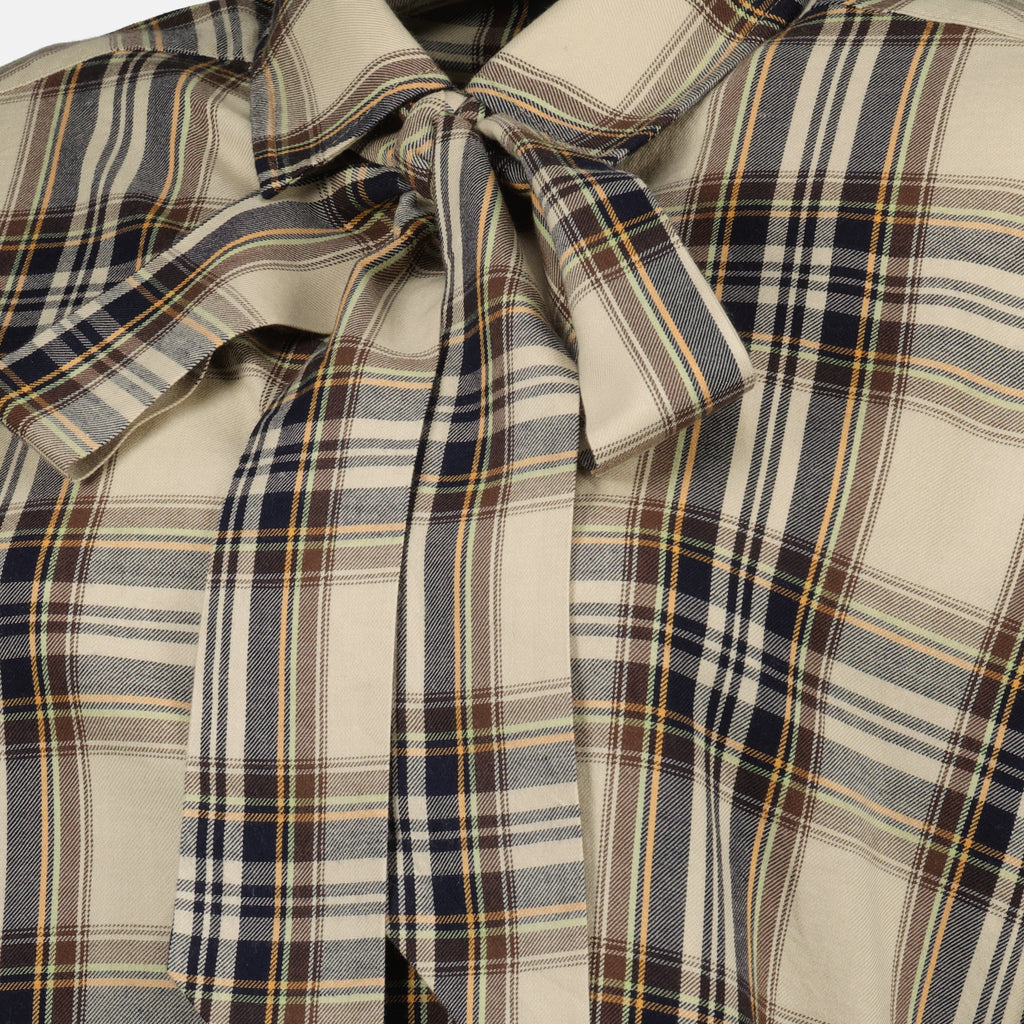 Image of the Cassandre shirt with bowtie from the Saint Laurent brand for Women - Autumn-Winter 2025 - Detailed View_1