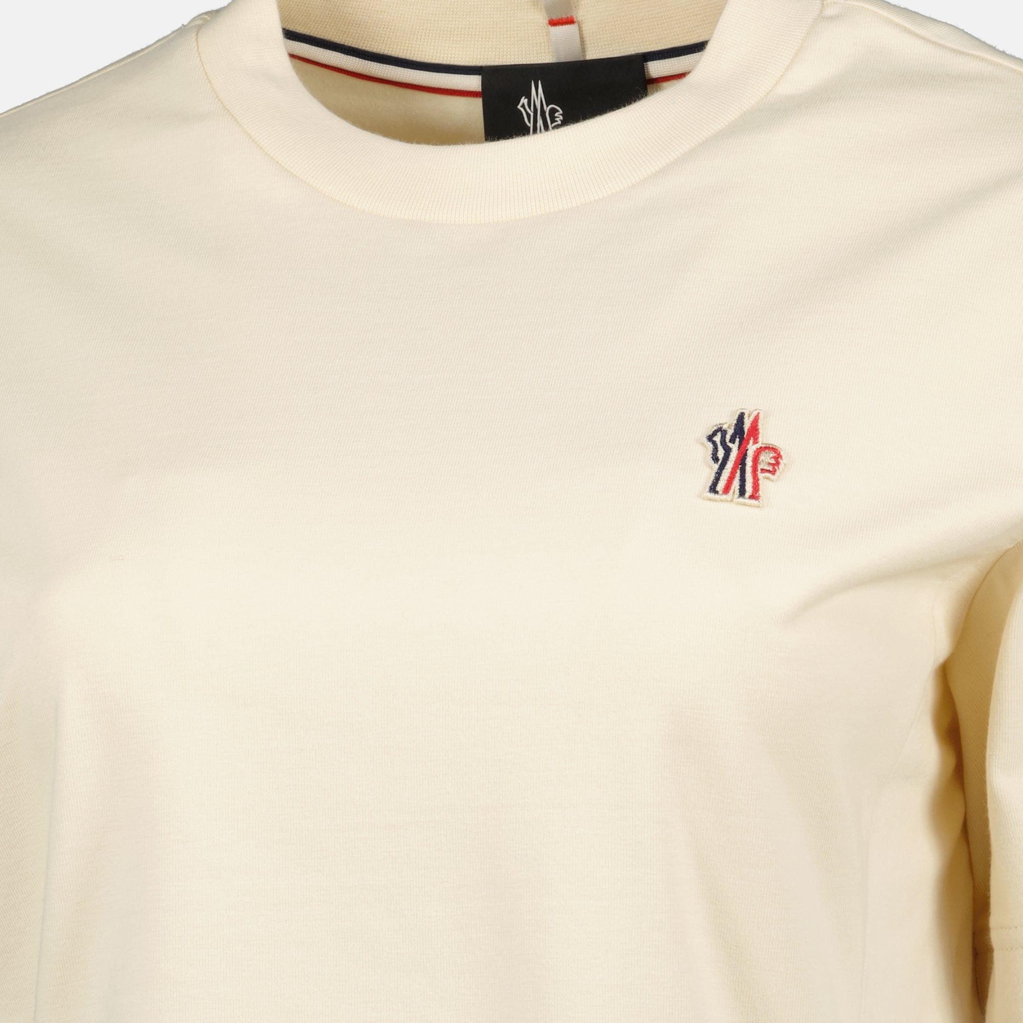 Image de l'article T-shirt logo blanc de la marque Moncler Grenoble pour Femme - Saison Printemps-Été 2026 - Vue détaillée_1