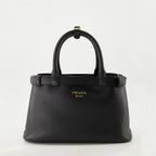 Sacs à main et épaule Sac Prada Buckle Prada Noir Femme