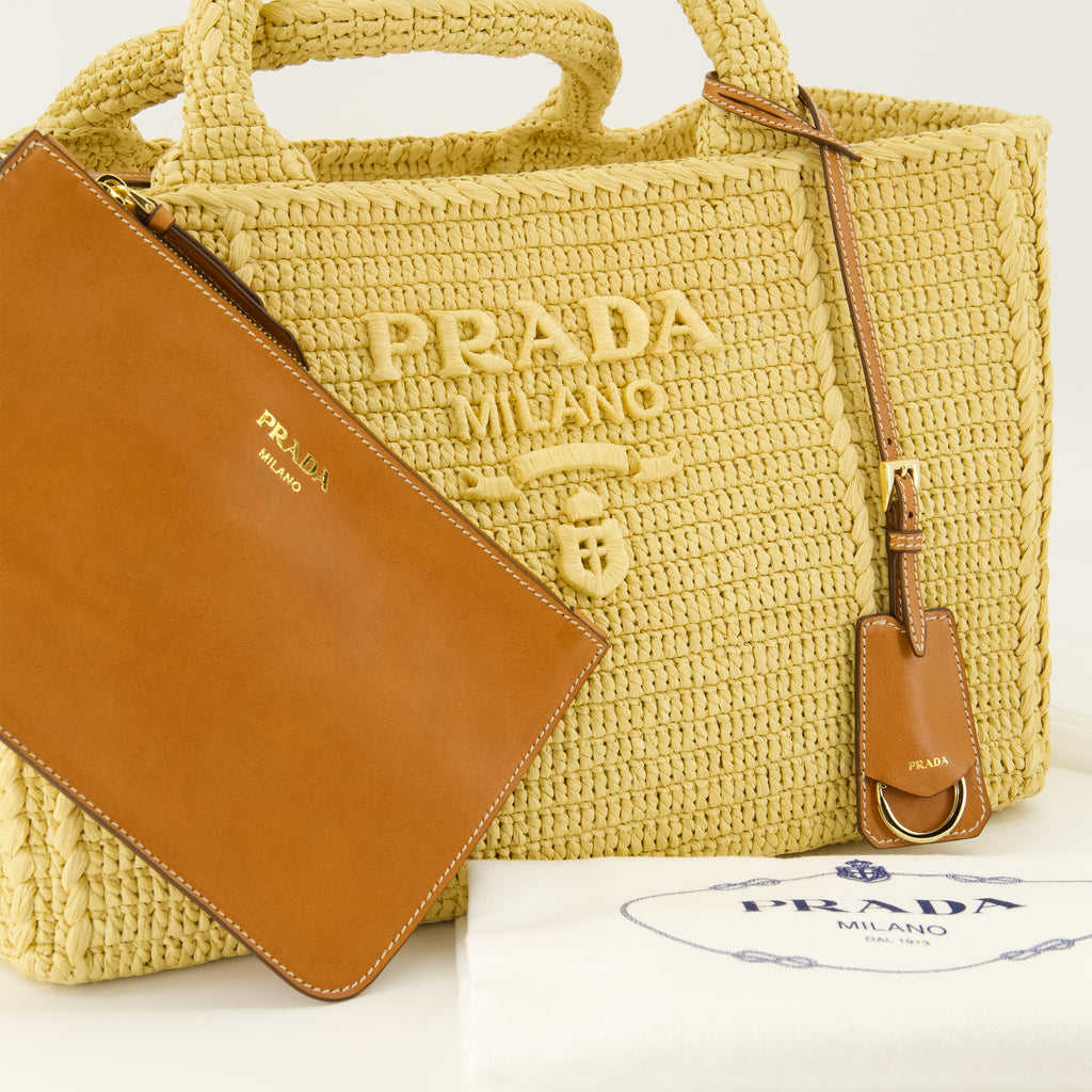 Sacs cabas Grand sac cabas en crochet beige Prada Beige Femme
