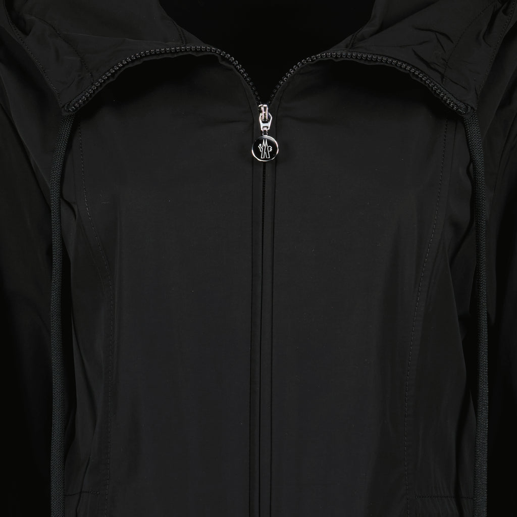 Imagen del parka largo Laerte negro de la marca Moncler para mujer - Temporada Primavera-Verano 2026 - Vista detallada_2