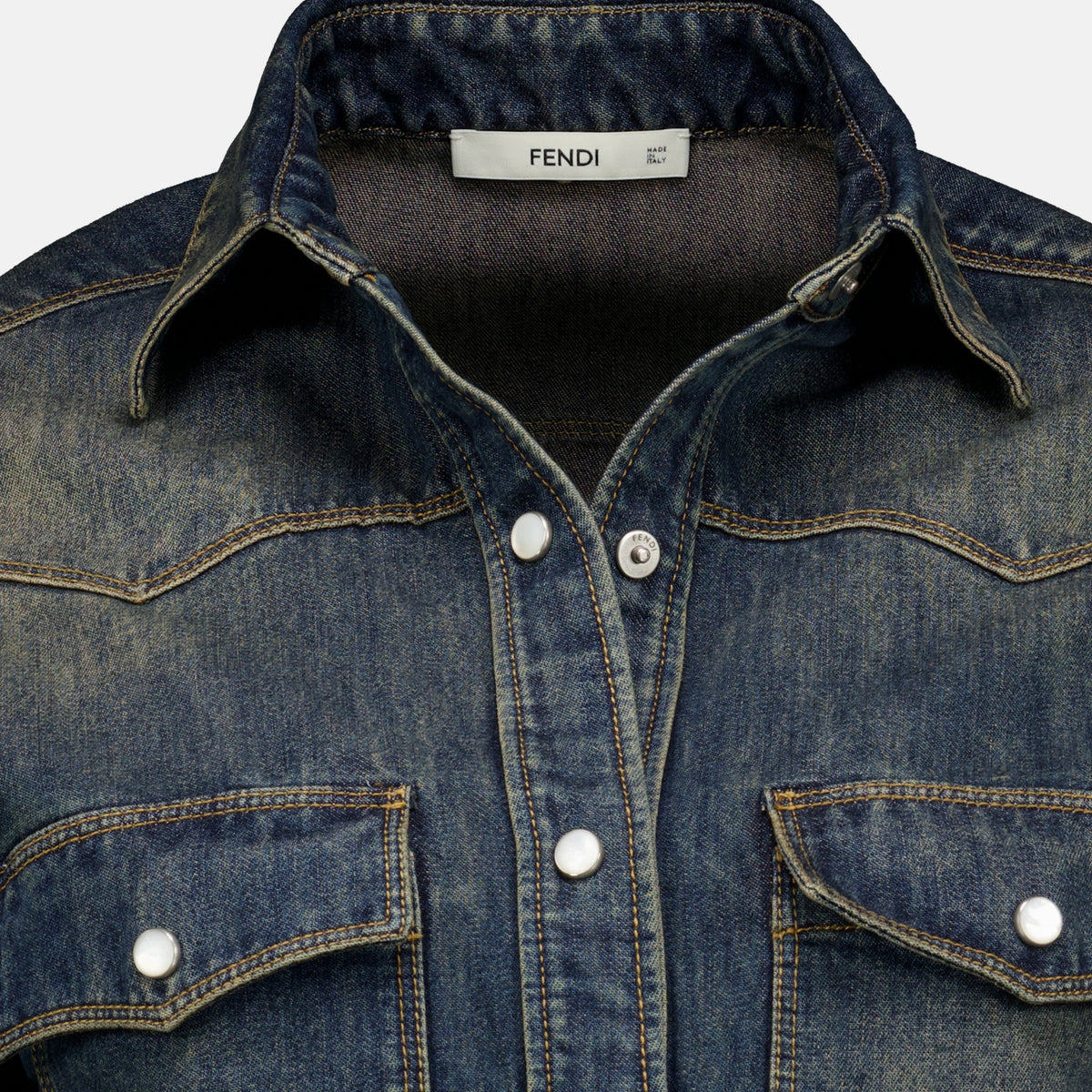 Chemises Chemise en denim bleu délavé Fendi Bleu foncé Femme