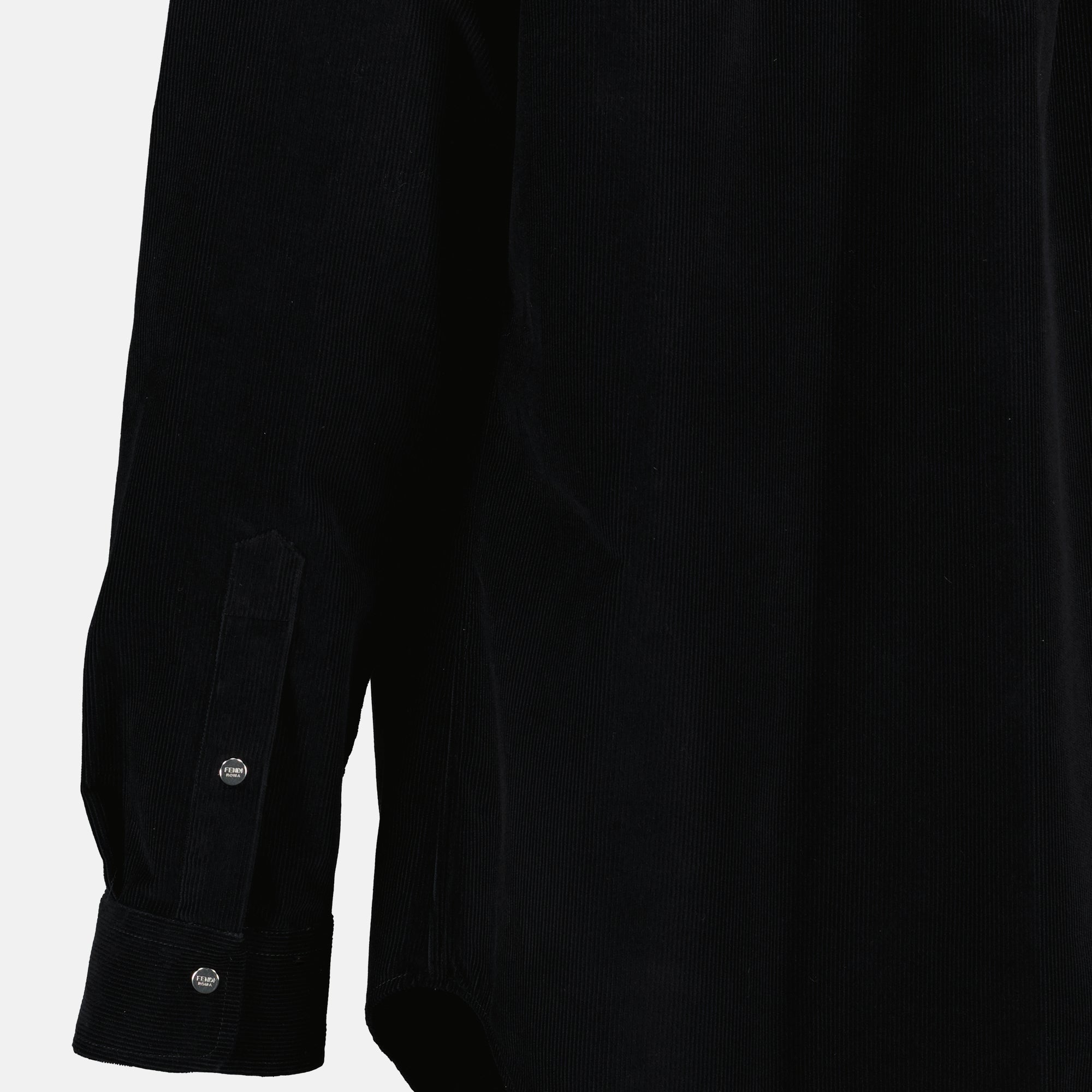 Bild des schwarzen Samtshirts von Fendi für Herren - Frühjahr/Sommer 2026 - Detailansicht_2