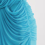 Bild des blauen Drapé-Kleides der Marke Christopher Esber für Damen - Frühjahr/Sommer 2026 - Detaillierte Ansicht_2