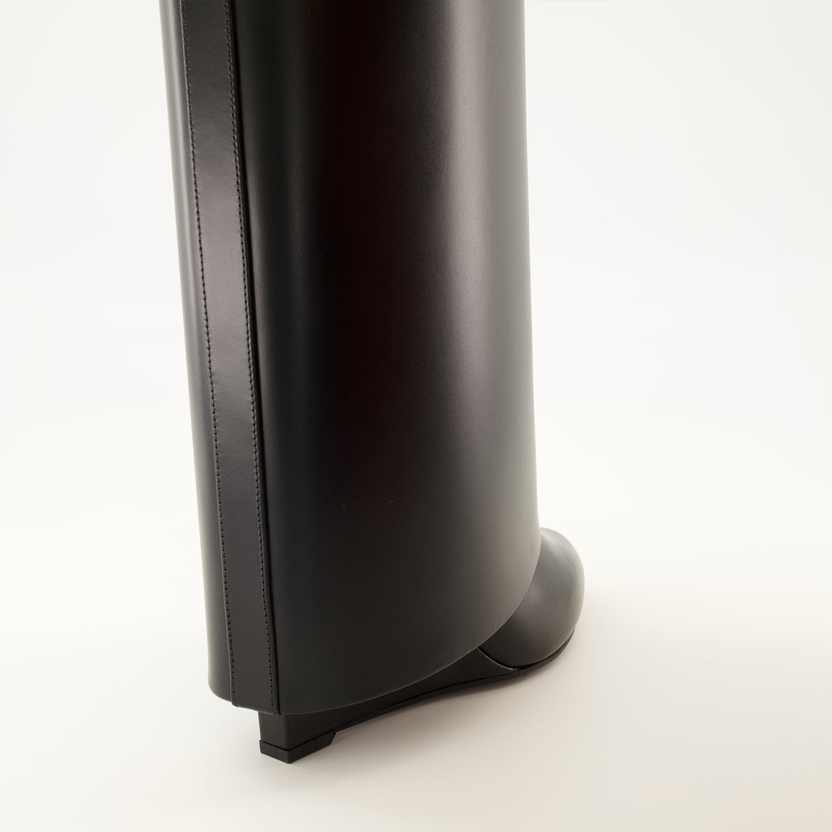 Bottes シャークピンチブラックブーツ Givenchy Noir Femme