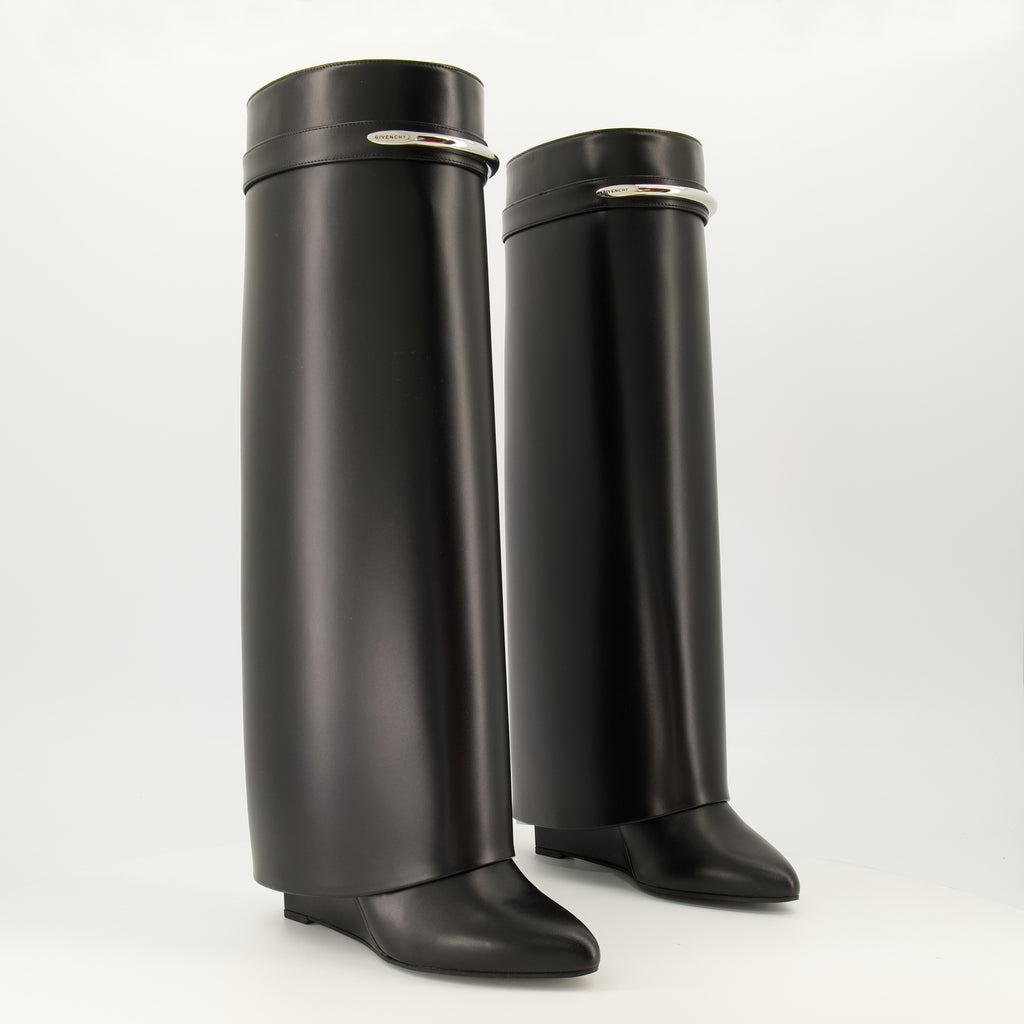 Bottes シャークピンチブラックブーツ Givenchy Noir Femme