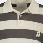 Image de l'article Polo en maille de coton blanc et marron de la marque Ami PARIS pour Homme - Saison Printemps-Été 2026 - Vue détaillée_2