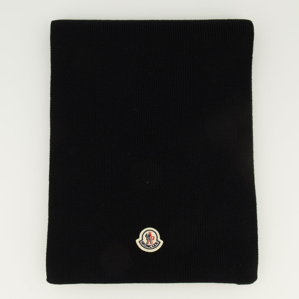Imagen de la bufanda de lana negra de la marca Moncler para hombre - Temporada Otoño-Invierno 2025 - Vista detallada_2
