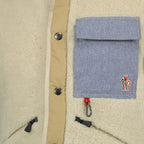 Image de l'article Doudoune sans manches en teddy beige de la marque Moncler Grenoble pour Homme - Saison Printemps-Été 2026 - Vue détaillée_1