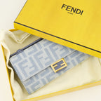 Sacs à main et épaule Portefeuille Baguette à chaîne en denim FF bleu et cuir Fendi Bleu Femme
