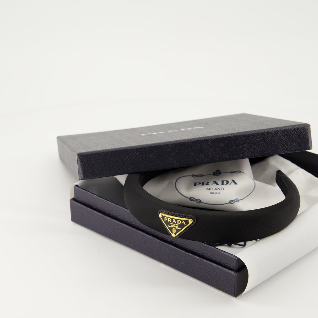 Hats, caps and beanies Serre-tête en Re-Nylon Prada Black Femme