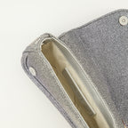 Imagem do artigo Bolsa Play pequena com strass prateados da marca Diesel para Mulheres - Temporada Primavera-Verão 2026 - Vista Detalhada_3