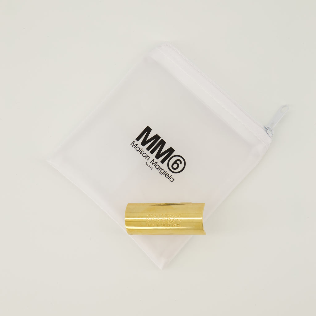 Image of the Large Numeric Ring from the brand Mm6 for Women - Autumn-Winter Season 2025 - Detailed View_3