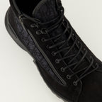 Imagen de las Botas Cheles Oblique de Dior para Hombre - Temporada Otoño-Invierno 2025 - Vista superior detallada