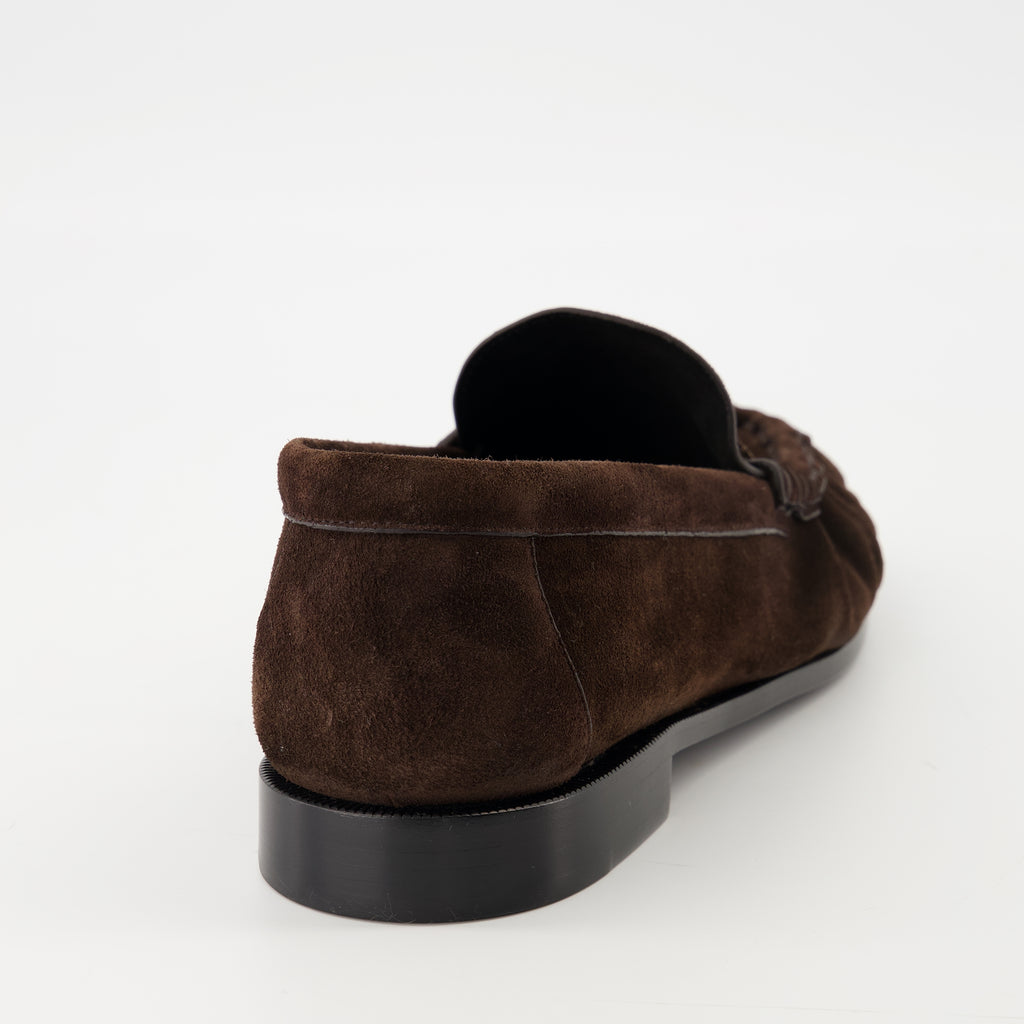 Imagen de los mocasines Loafer Supple de Saint Laurent para Hombre - Temporada Otoño-Invierno 2025 - Vista trasera