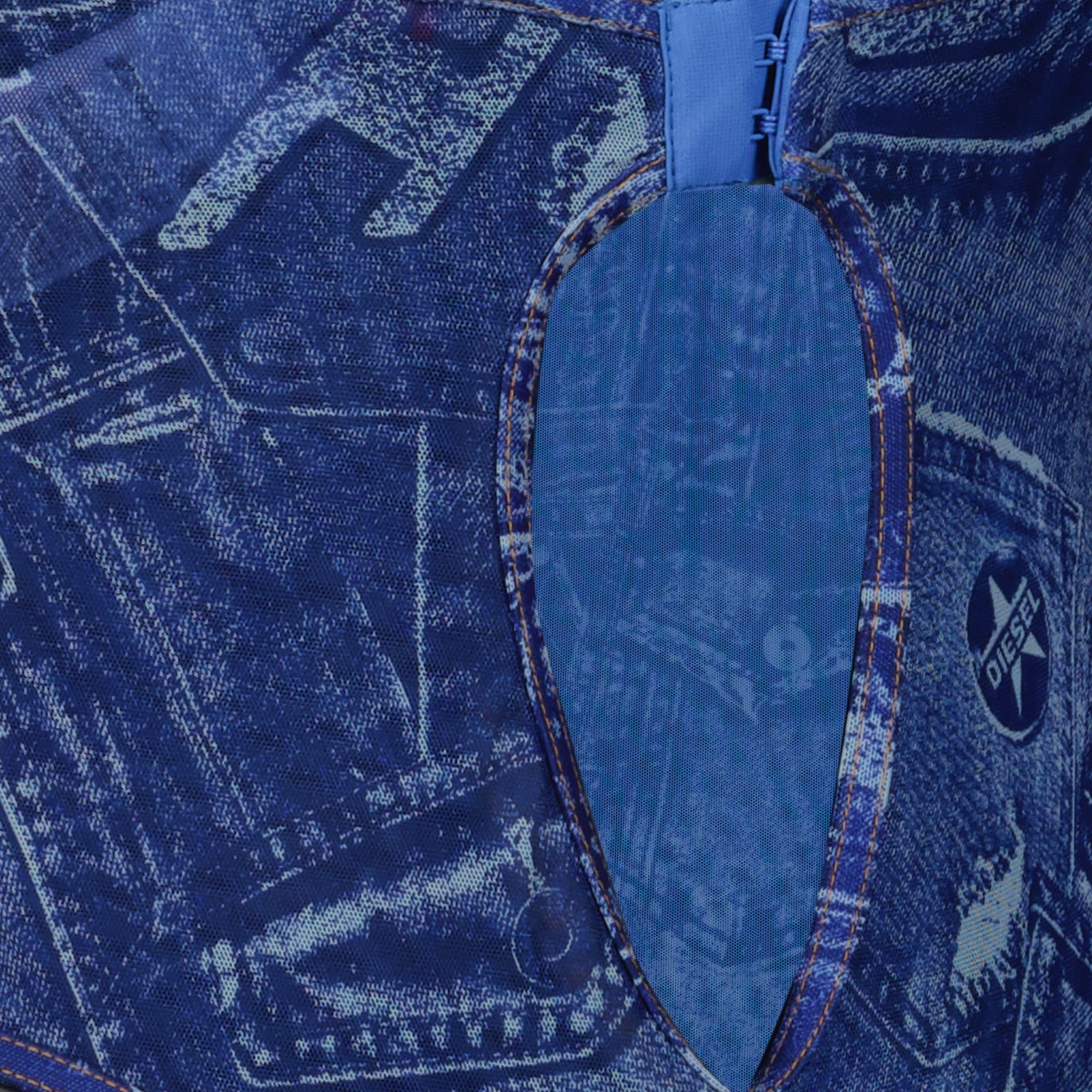 Bild des Body Bridget-DNM in blauem Jeansstoff der Marke Diesel für Frauen - Frühling-Sommer 2026 - Detailansicht_2