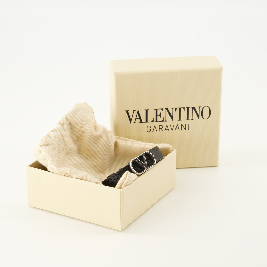 Immagine del bracciale in pelle Valentino Garavani per uomo - Stagione Autunno-Inverno 2025 - Vista Dettagliata_3