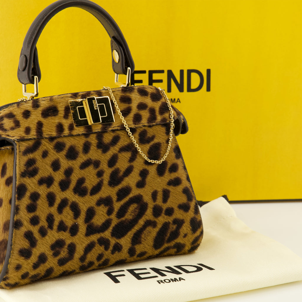 Imagem da bolsa Peekabbo nano leopardo da Fendi para Senhora - Sazonal Outono-Inverno 2025 - Vista Detalhada_2