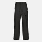 Image de l'article Pantalon cargo noir de la marque Dior pour Homme - Saison Printemps-Été 2026 - Vue de Face