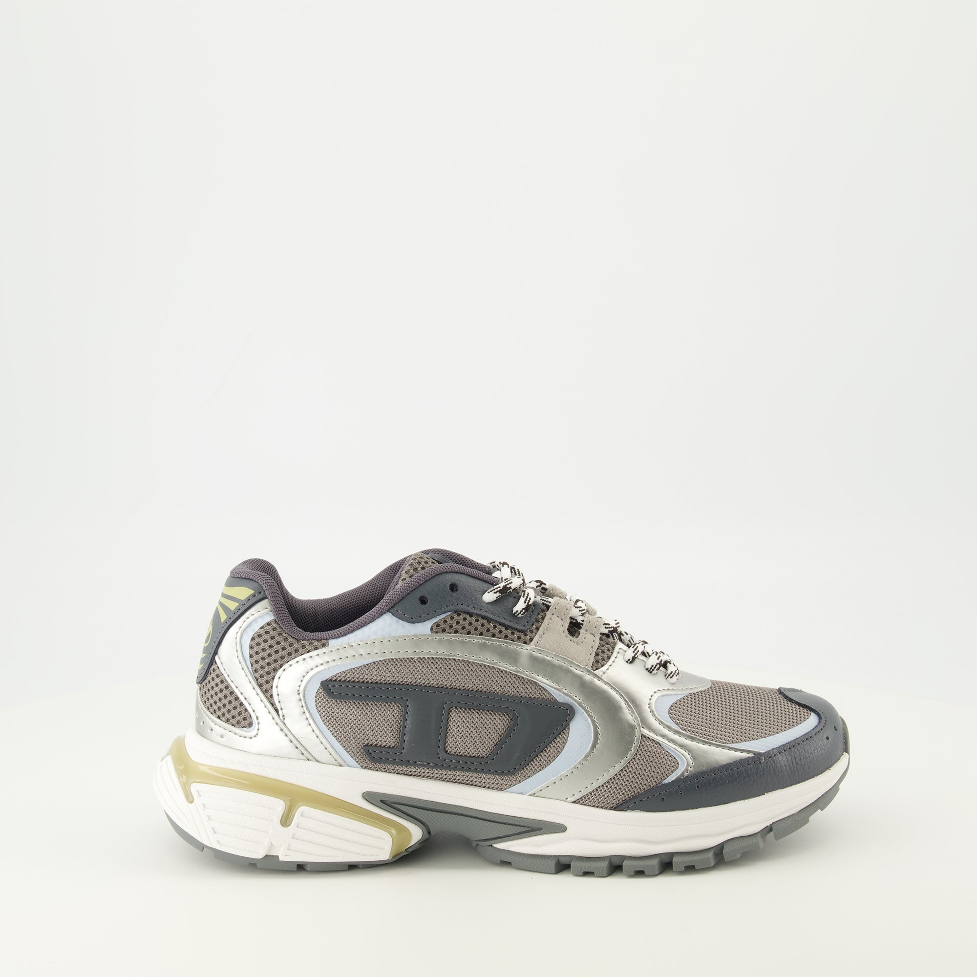 Bild der Diesel Herren Baskets Pro-V-Dense in Taupe und silbergrau - Frühling-Sommer 2026 - Rechte Seitenansicht