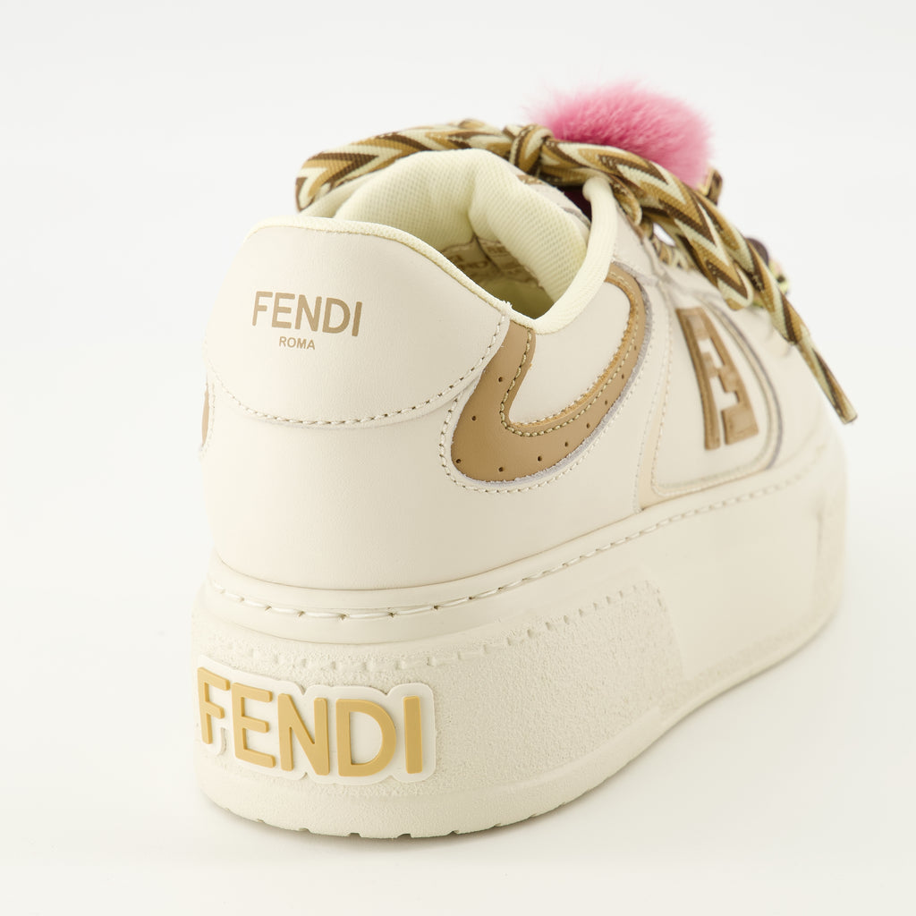 Image de l'article Baskets Fendi Match plateforme beige de la marque Fendi pour Femme - Saison Automne-Hiver 2025 - Vue arrière