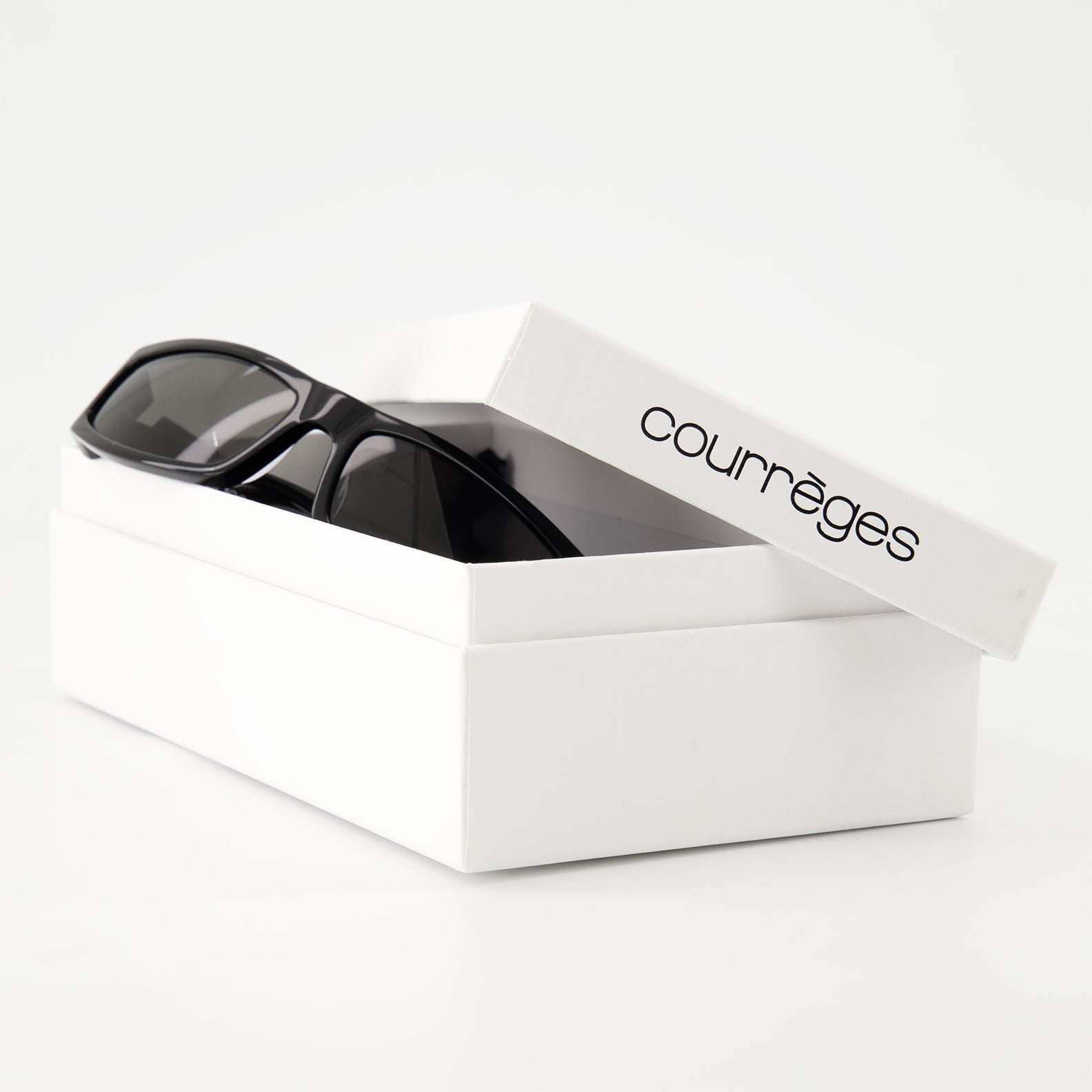 Brillen Lunettes de soleil Tech Courrèges Schwarz Femme