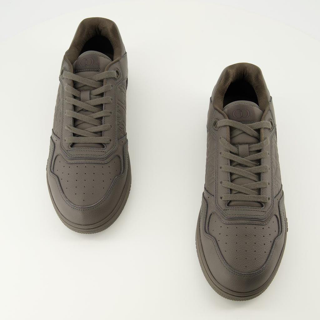 Imagen de las zapatillas B27 Uptown grises de Dior para hombre - Temporada Primavera-Verano 2026 - Vista de cima do par de zapatos
