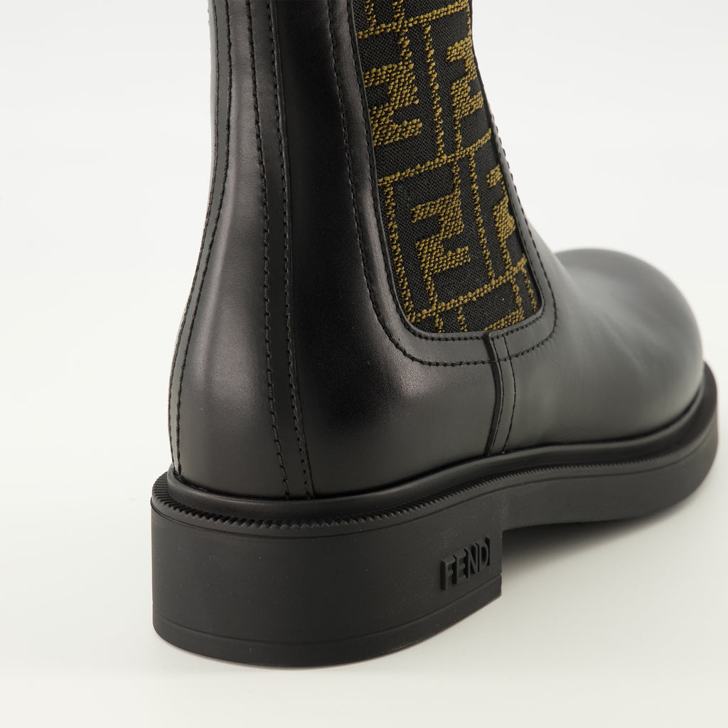 Immagine delle bottine Filo del marchio Fendi per donna - Stagione Autunno-Inverno 2025 - Vista posteriore