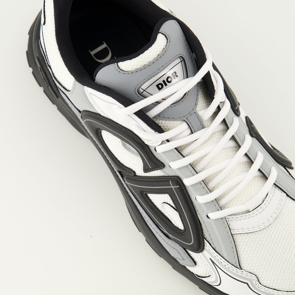 Imagen de las zapatillas B30 grises de Dior para Hombre - Temporada Primavera-Verano 2026 - Vista detallada desde arriba