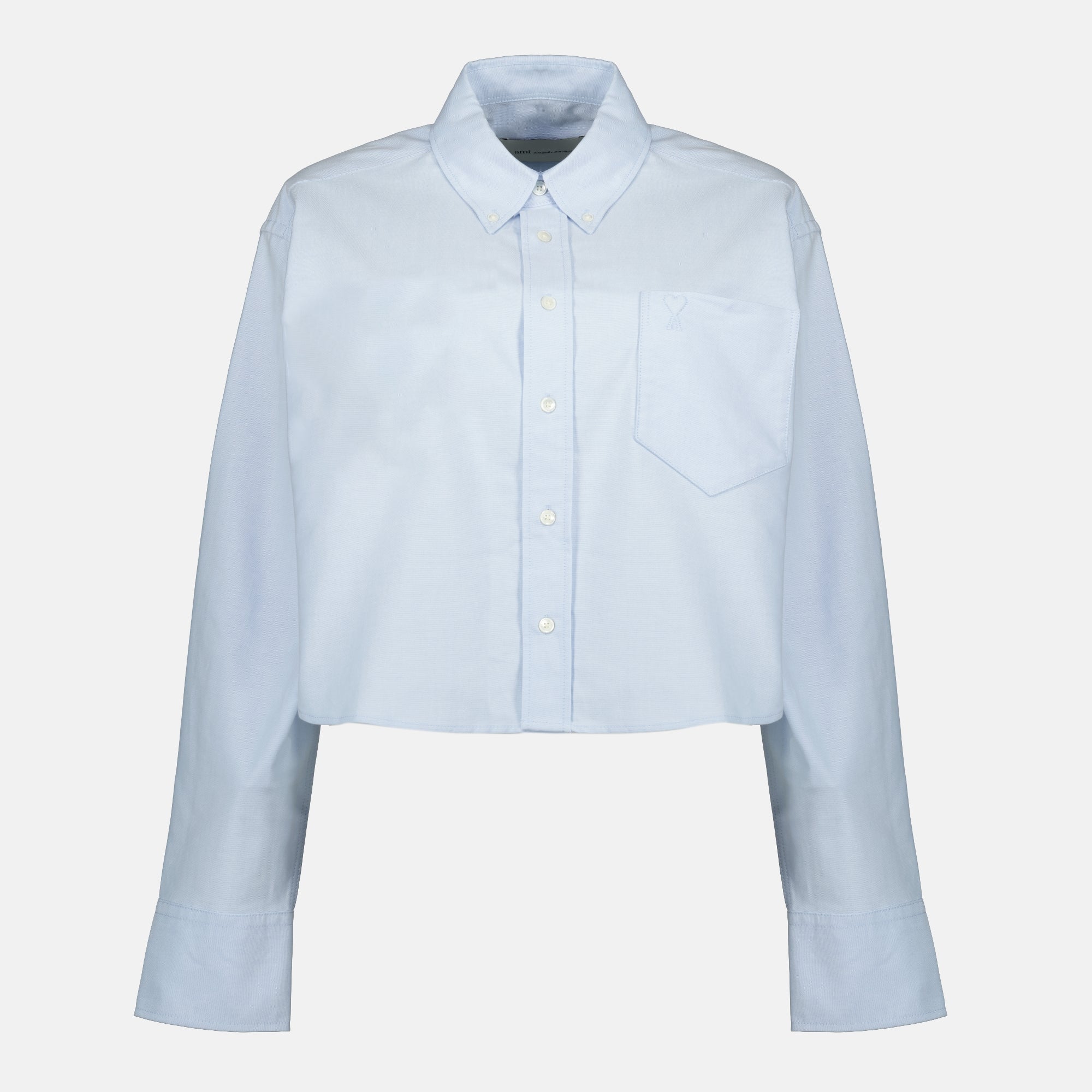 Image of the AMI heart crop shirt in blue by Ami PARIS for Women - Spring-Summer 2026 - Front View