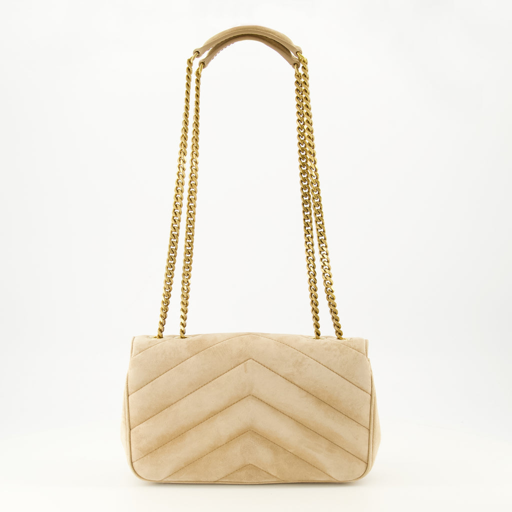 Image de l'article Sac Loulou small en suède beige de la marque Saint Laurent pour Femme - Saison Printemps-Été 2026 - Vue de Dos