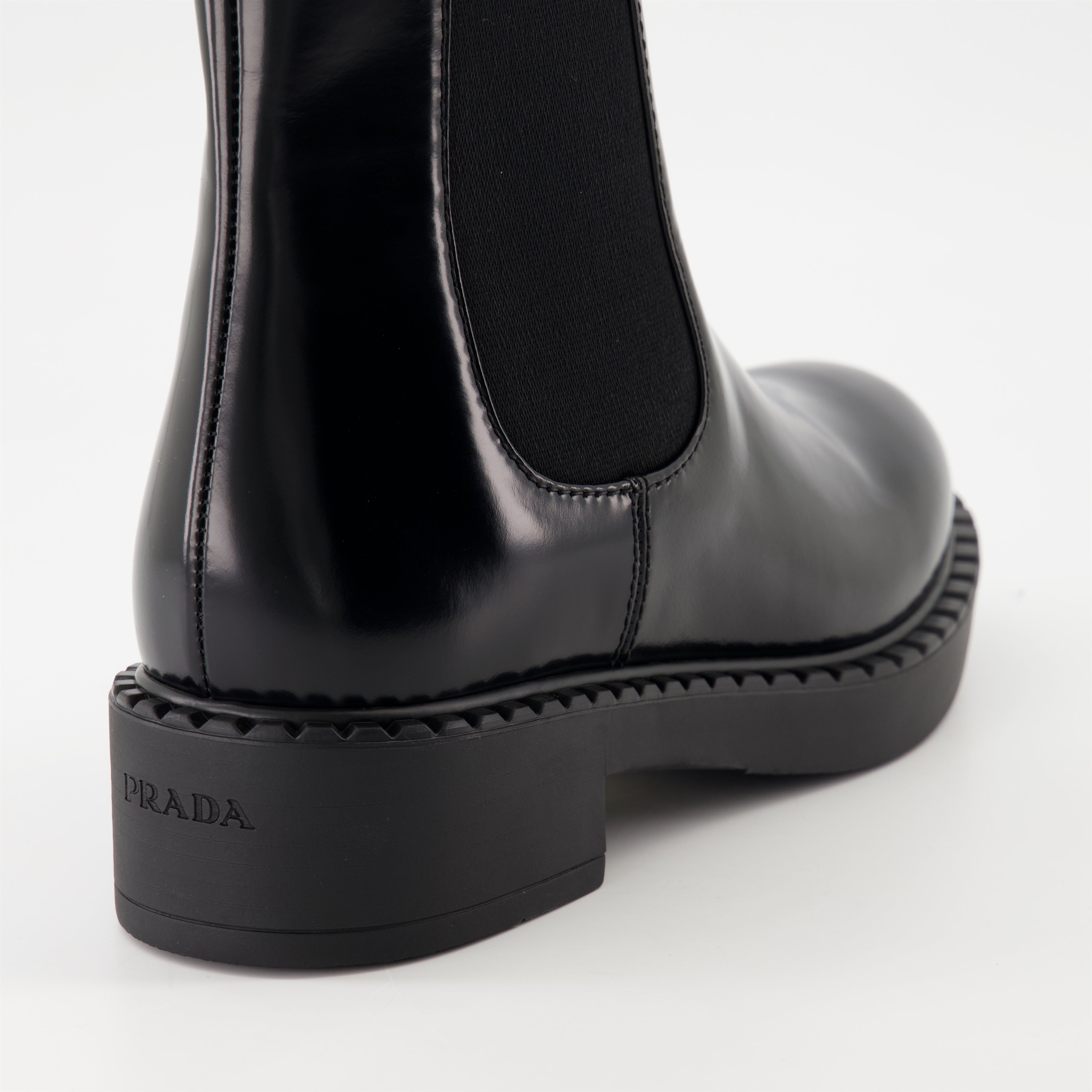 Bottines Bottines en cuir verni Prada Noir Femme