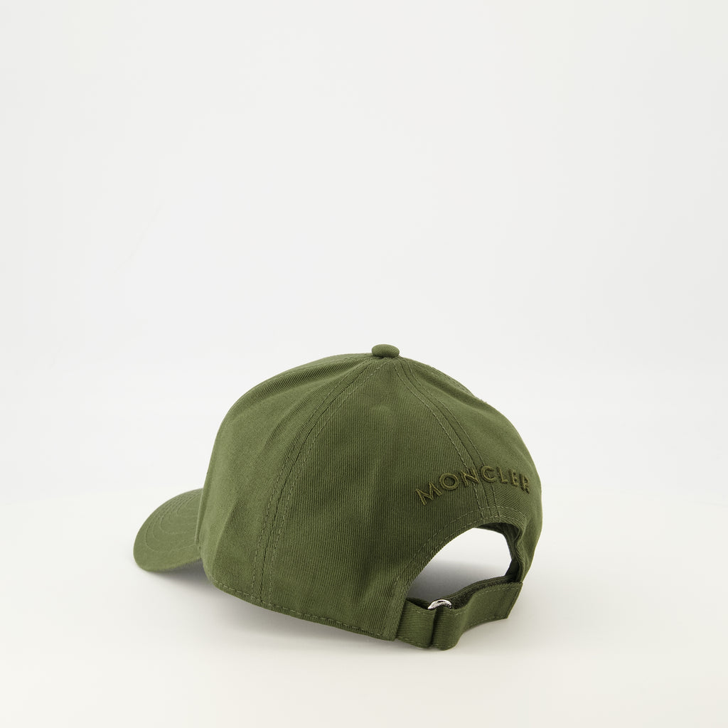 Immagine del cappello logo khaki del marchio Moncler per uomo - Stagione Primavera-Estate 2026 - Vista Dettagliata 2