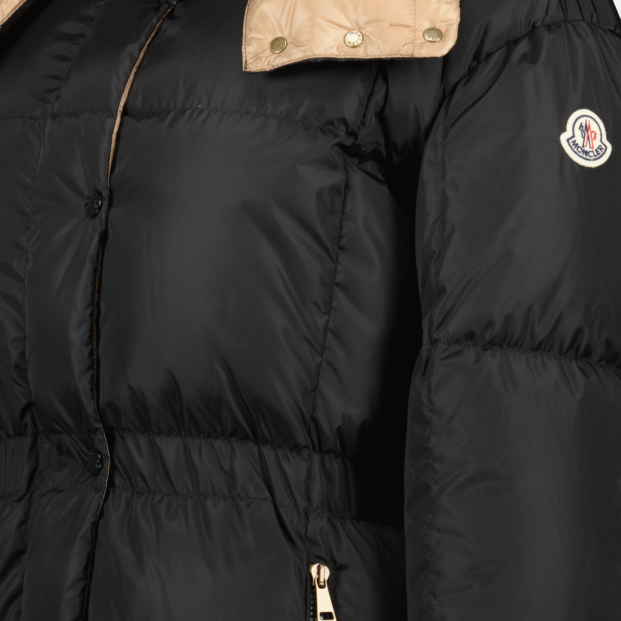 Image de l'article Doudoune Agneux de la marque Moncler pour Femme - Saison Automne-Hiver 2025 - Vue détaillée_3
