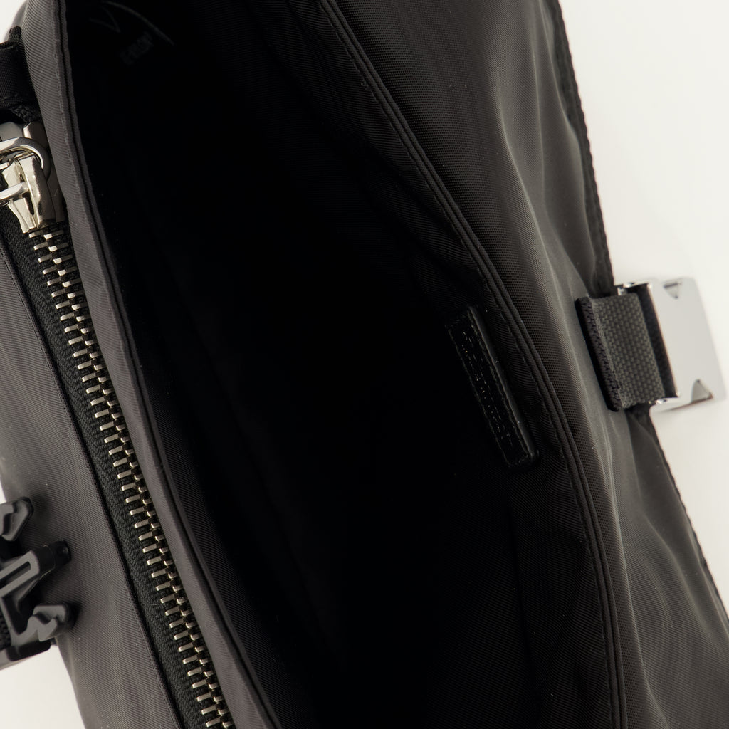 Sacs bandoulière Piccola pochette nera in Re-Nylon Prada Noir Homme