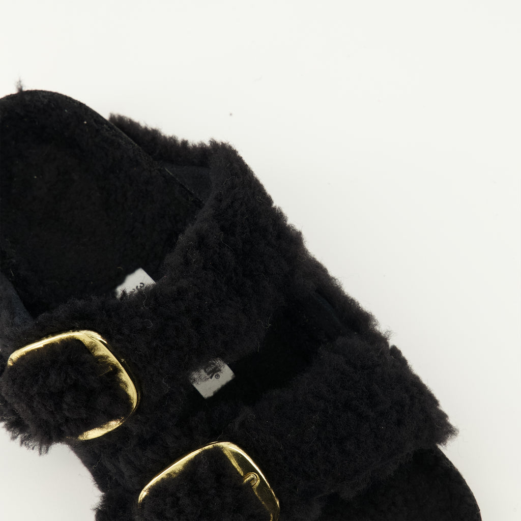 Image de l'article Sandales Arizona en teddy noir de la marque Birkenstock pour Femme - Saison Printemps-Été 2026 - Vue détaillée de haut