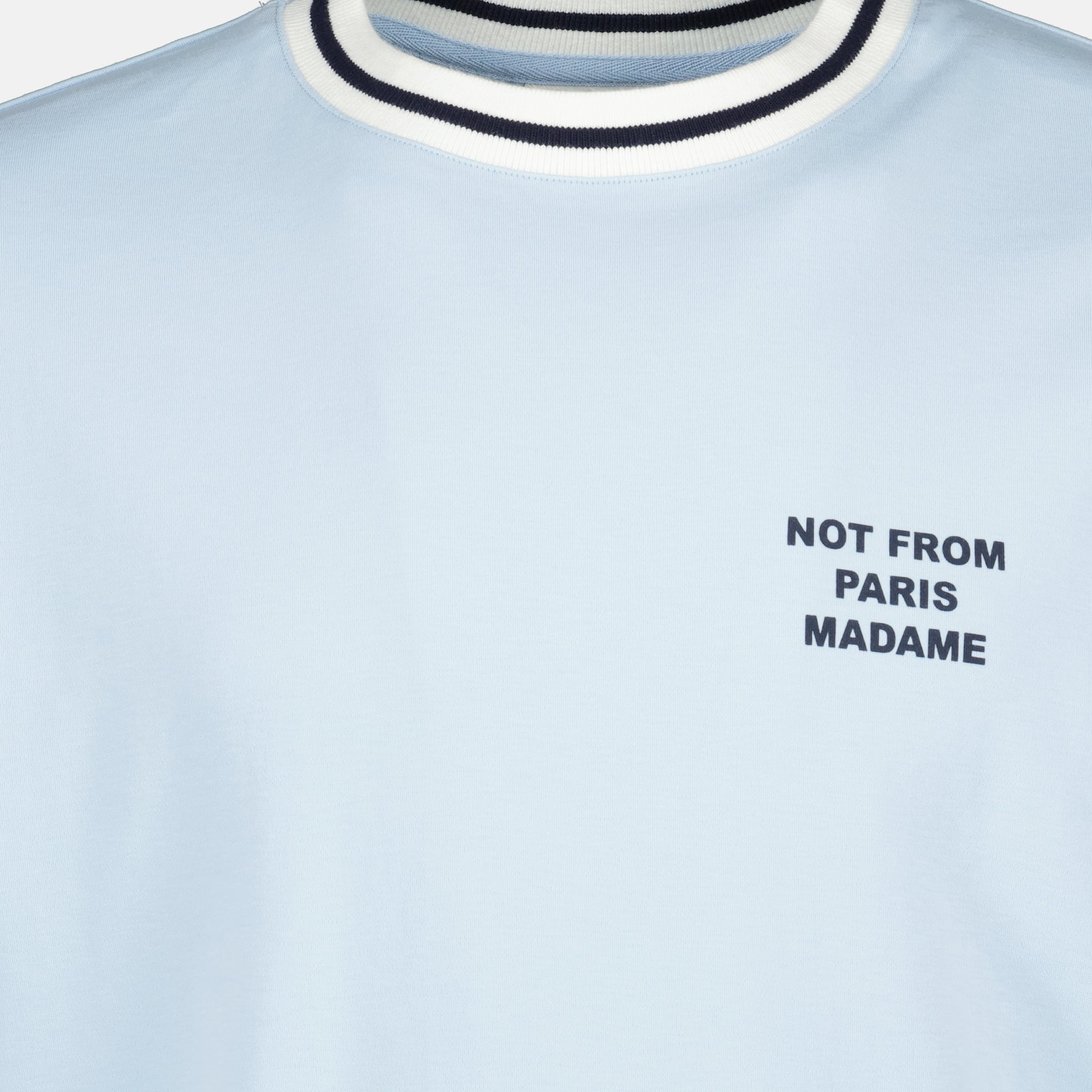 Bild des Drole De Monsieur Herren T-Shirts mit blauem Sport-Slogan - Frühjahr-Sommer 2026 - Detaillierte Ansicht_1