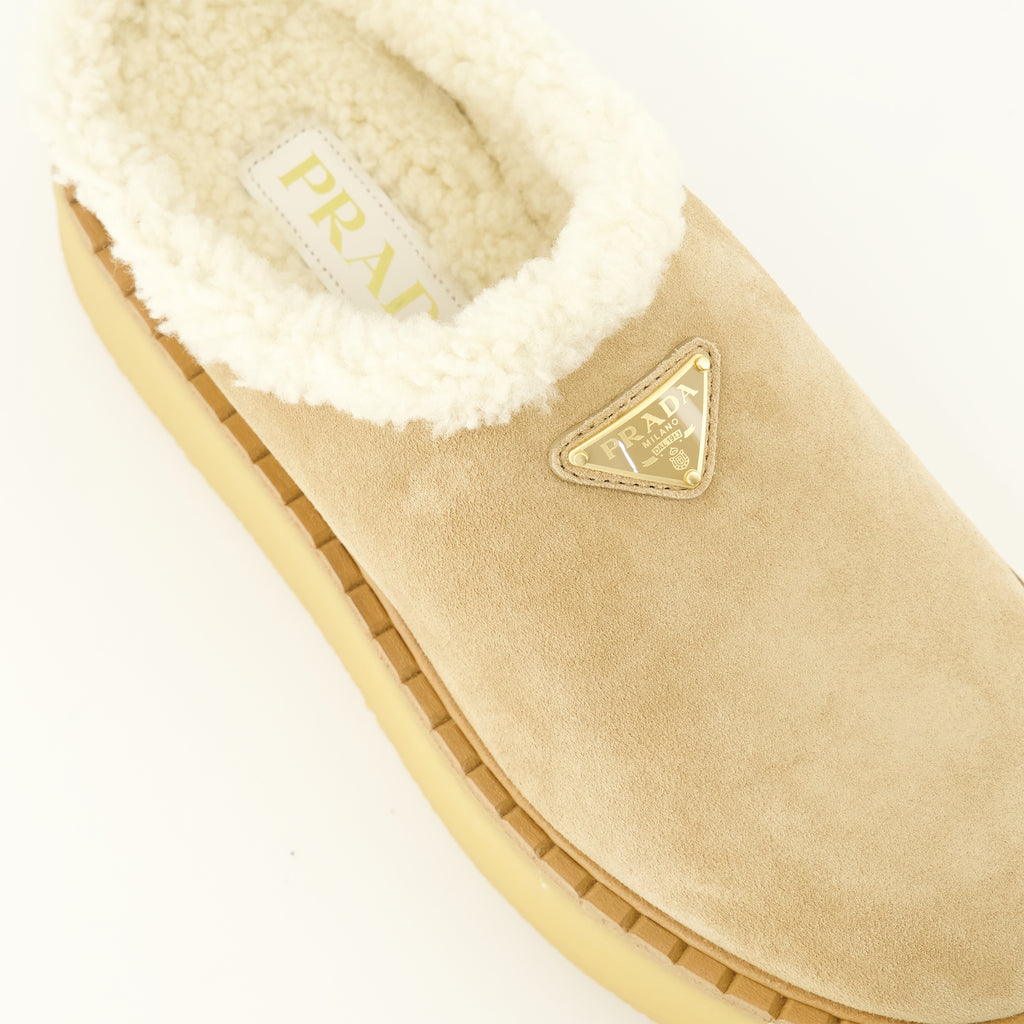 Chaussures ouvertes Mules de Camurça Bege Prada Beige Femme