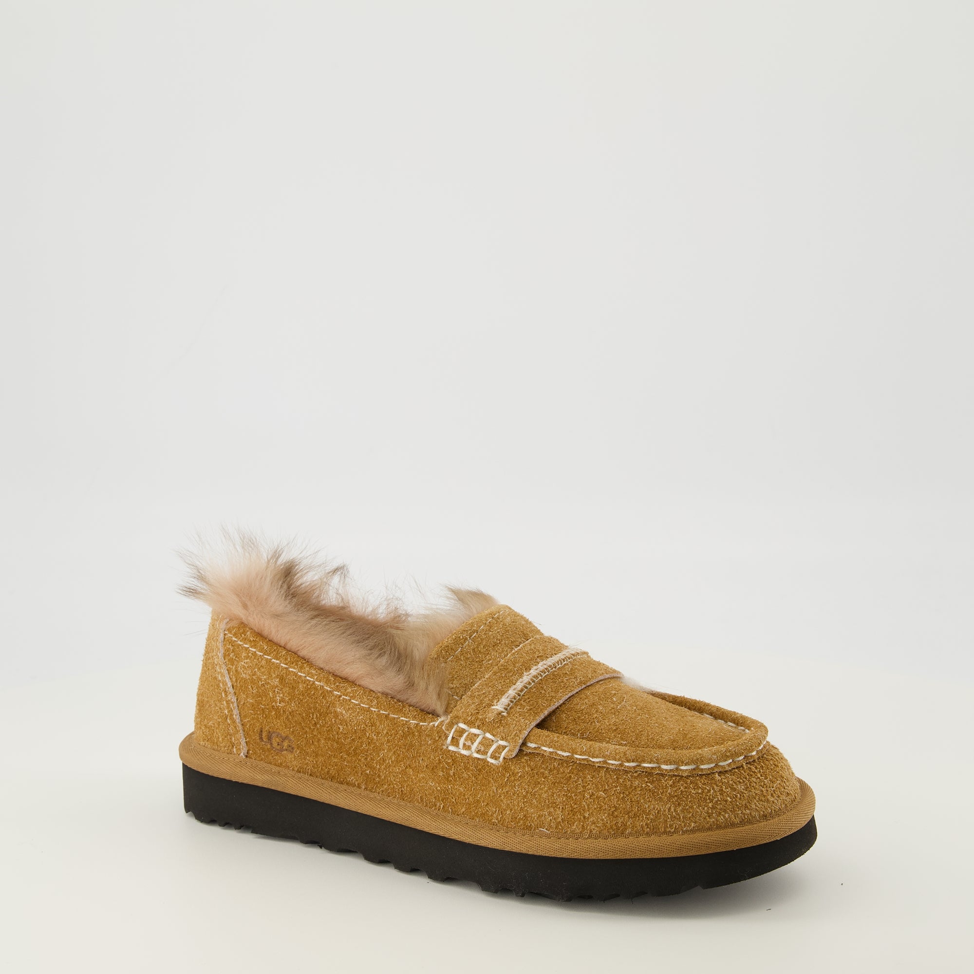 Image of the brown Ellis moccasins by Ugg for Women - Spring-Summer 2026 - Three-quarter front right view