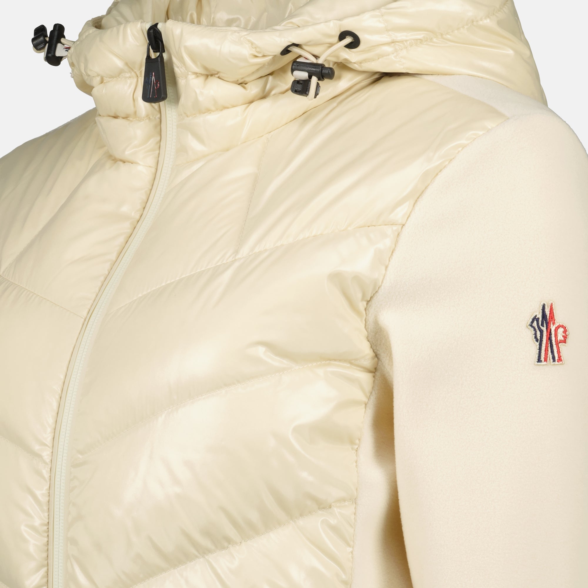Image de l'article Cardigan zippé de la marque Moncler Grenoble pour Femme - Saison Automne-Hiver 2025 - Vue détaillée_1