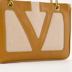 クロスボディバッグ ヴィヴァ スーパースター トート バッグ Valentino Garavani 茶色 Femme