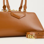 Imagem da bolsa mini Antigona East-West da Givenchy para Mulheres - Coleção Outono-Inverno 2025 - Vista Detalhada_2