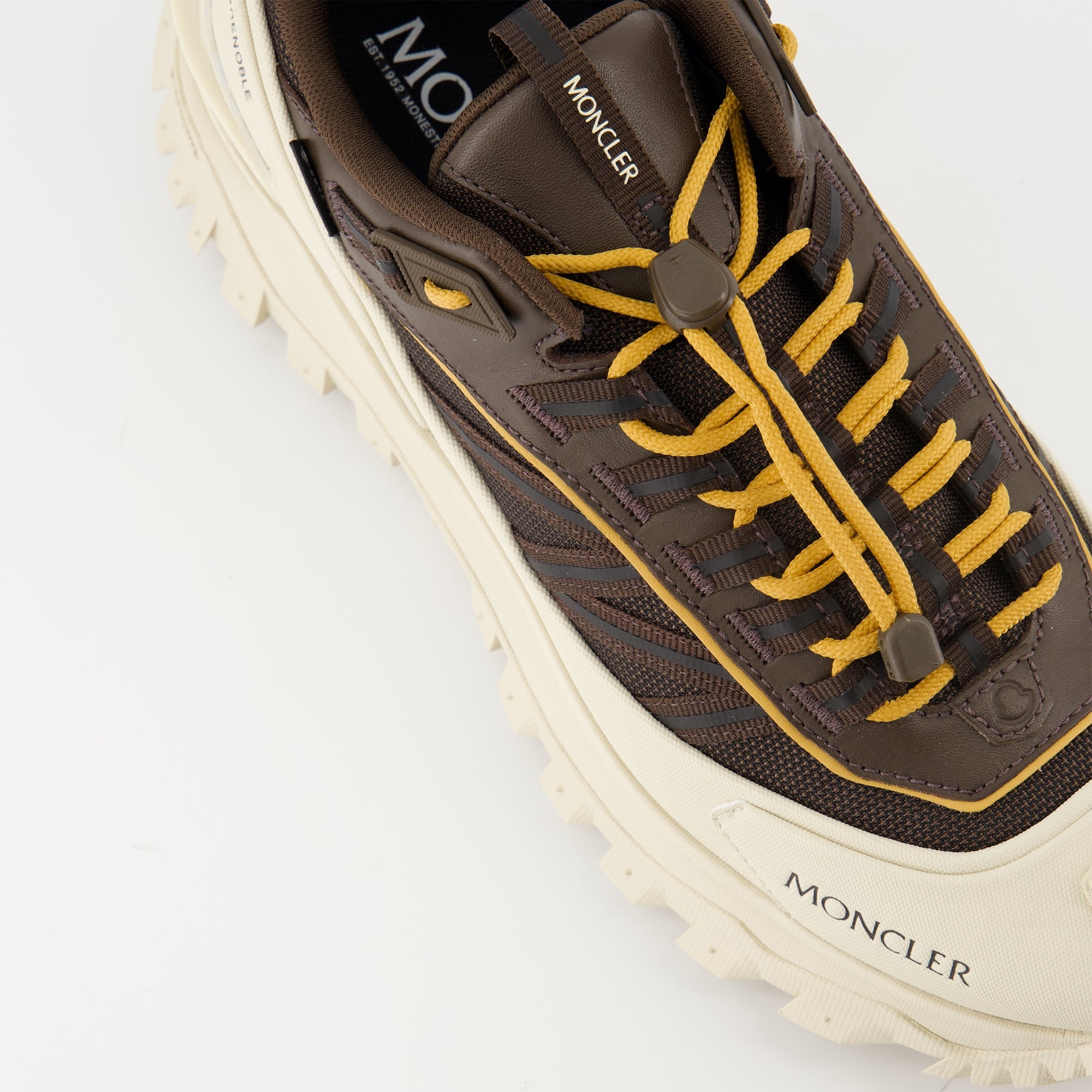 Baskets Baskets Trailgrip GTX Moncler Marron Homme