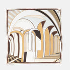 Écharpes, foulards et gants Carré de soie Fendi Marron Femme