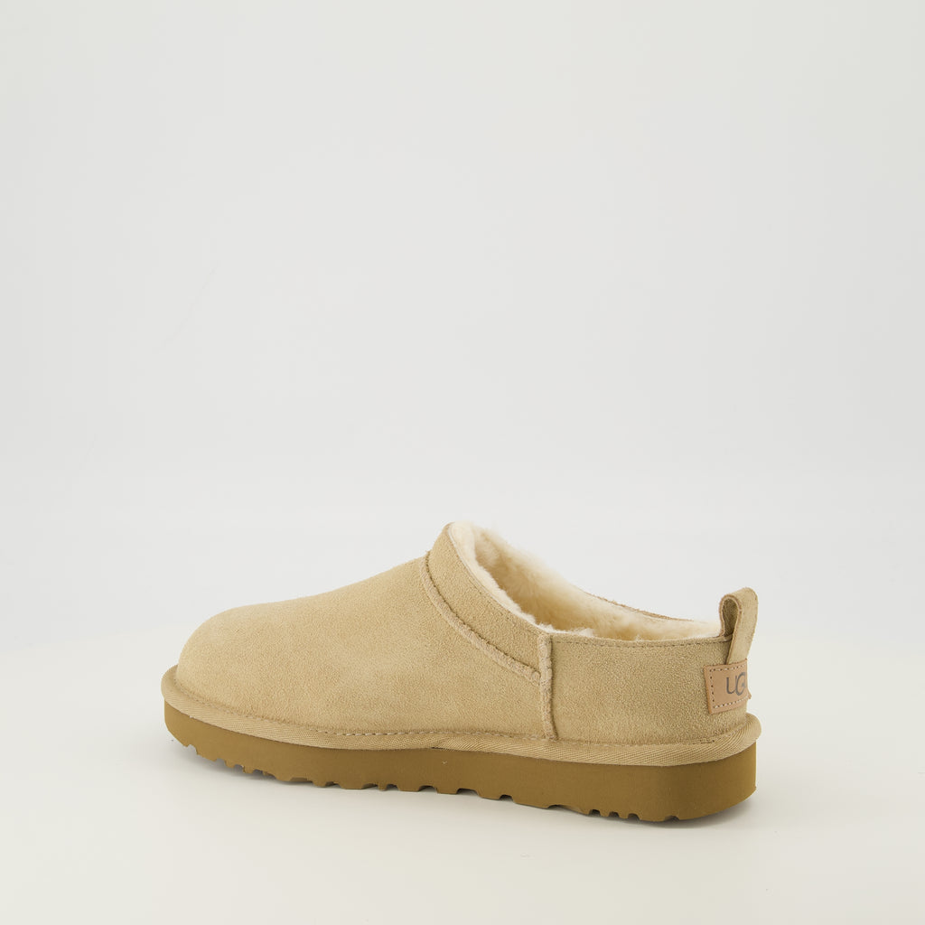 Image of the Ugg Classic Micro beige boots for women - Spring-Summer 2026 season - Right three-quarter back view
